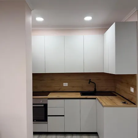 Lakeview Luxury Tirana2